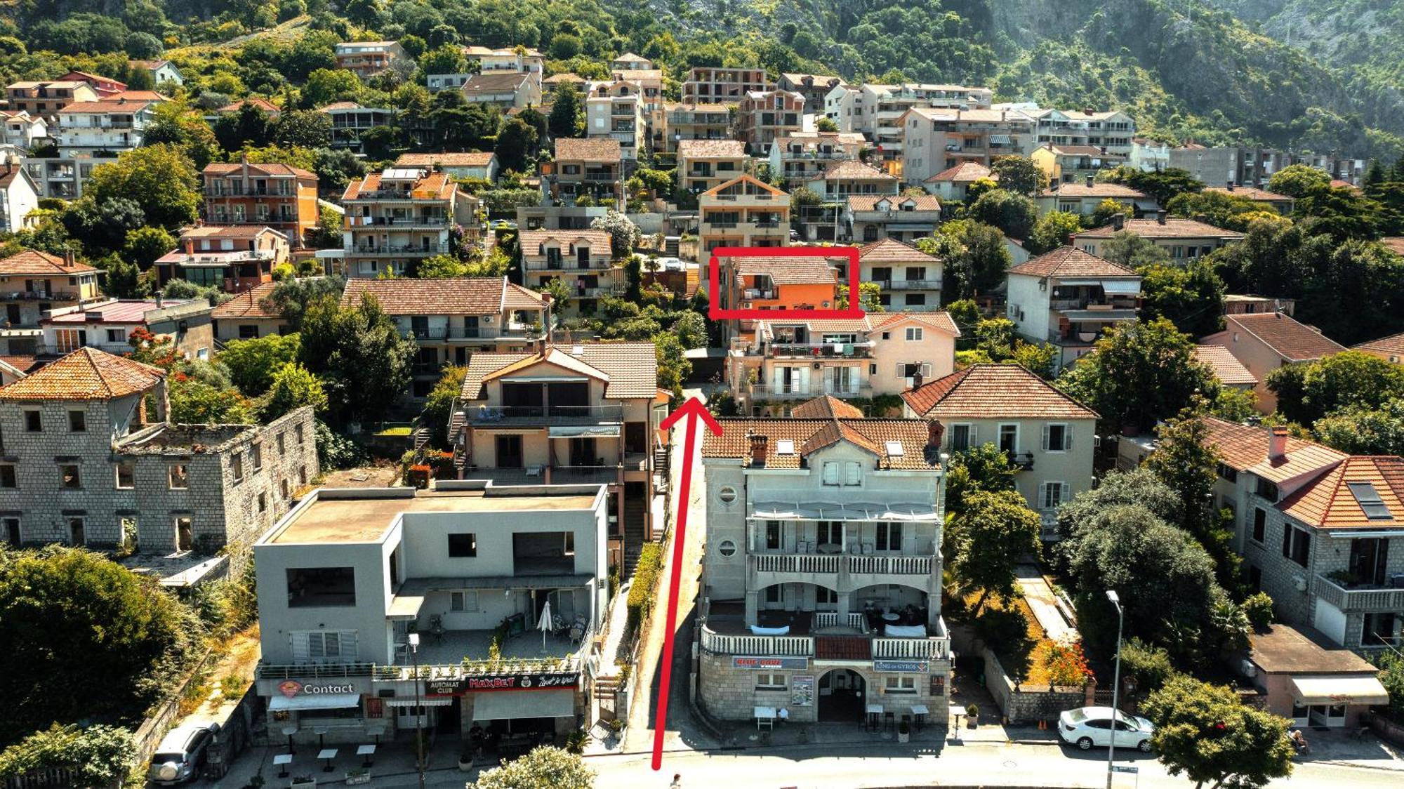 Apartment Busola Kotor Bagian luar foto